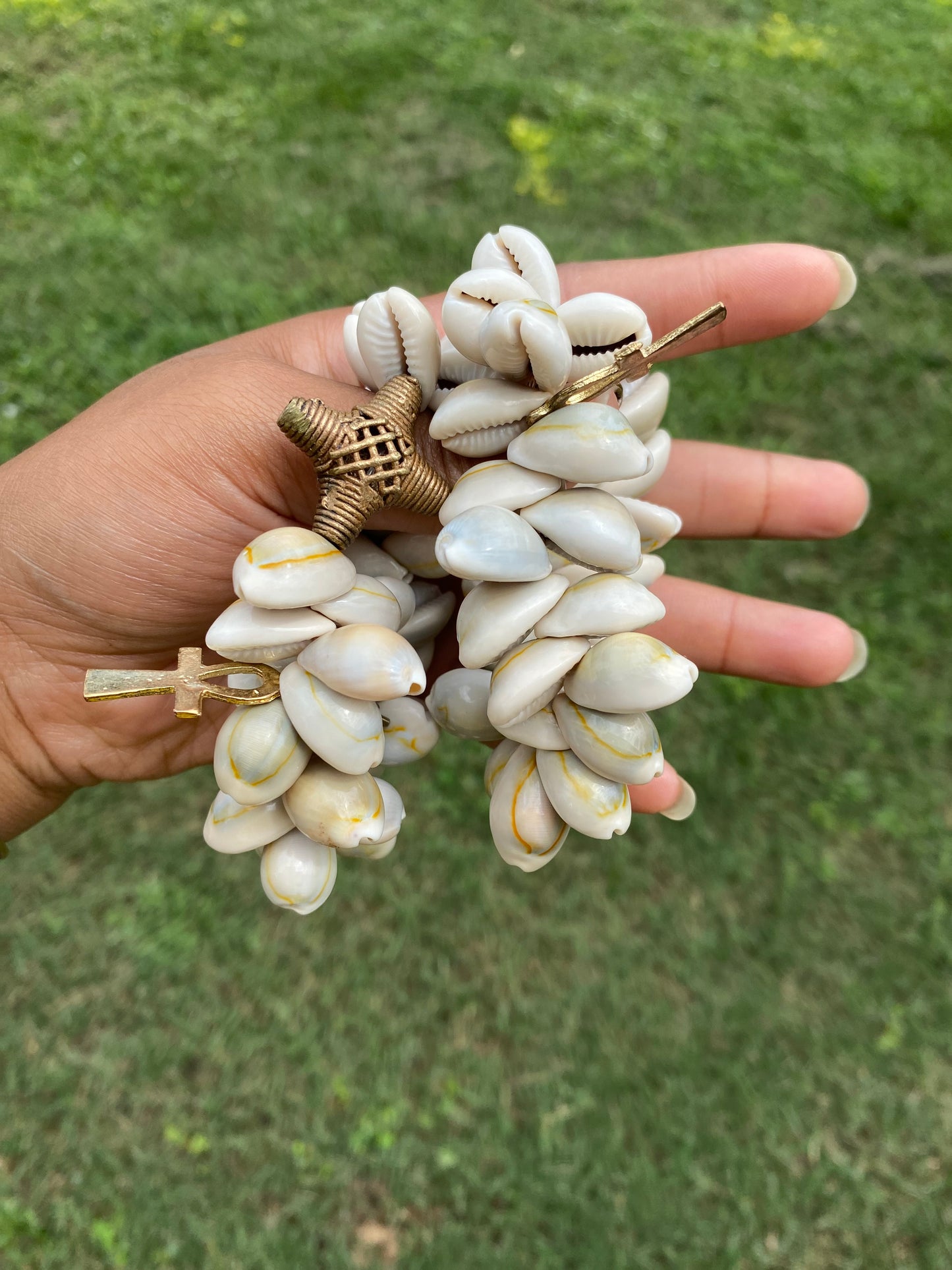 Road Opener Cowrie Bracelet