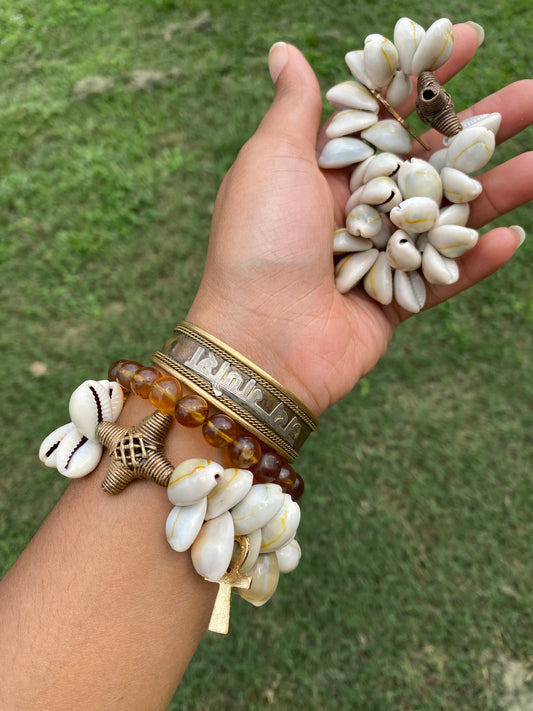 Road Opener Cowrie Bracelet